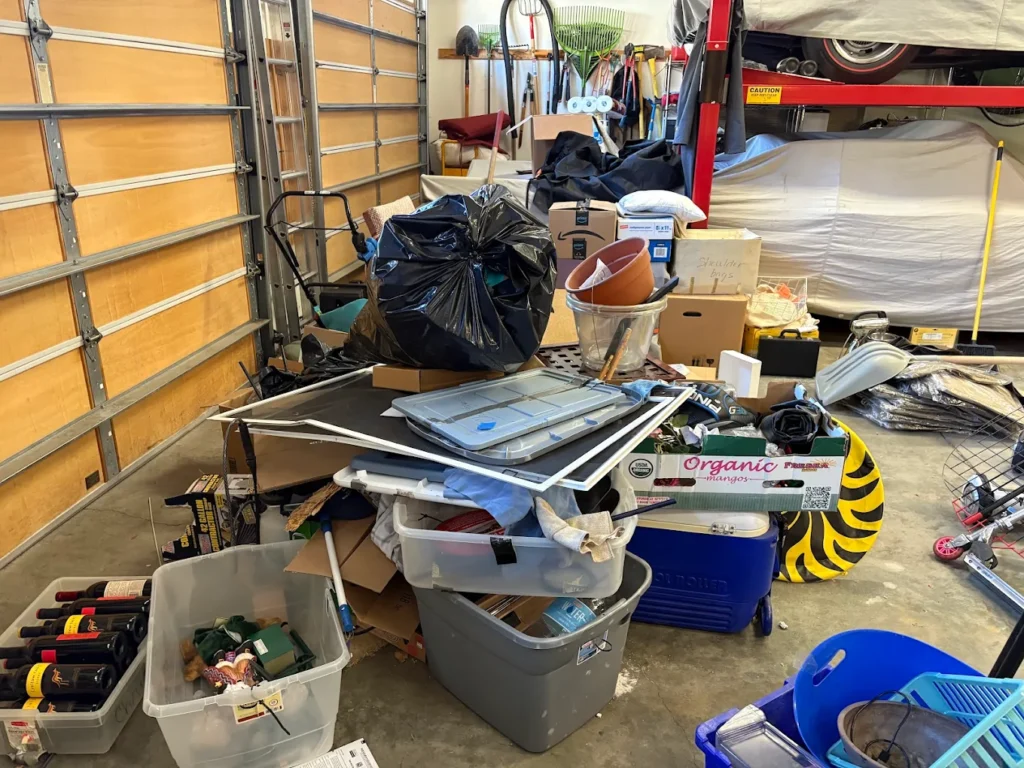Junk removal near Veteran's Park, Boise, ID
